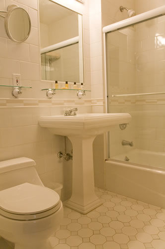 Khách sạn Envoy Club 3*