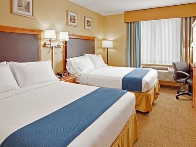 Khách sạn Express Chelsea By Ihg