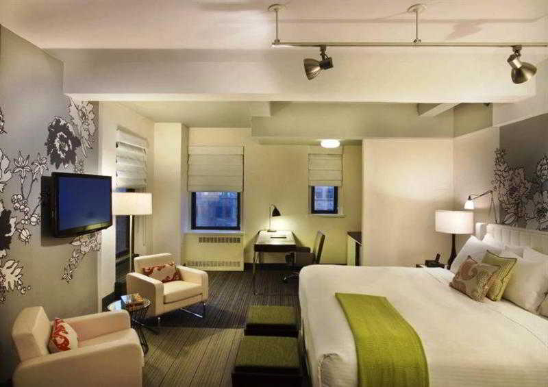 Khách sạn Stewart 4*