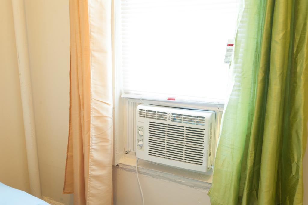 Studio And 1 Bedroom - Bronx *