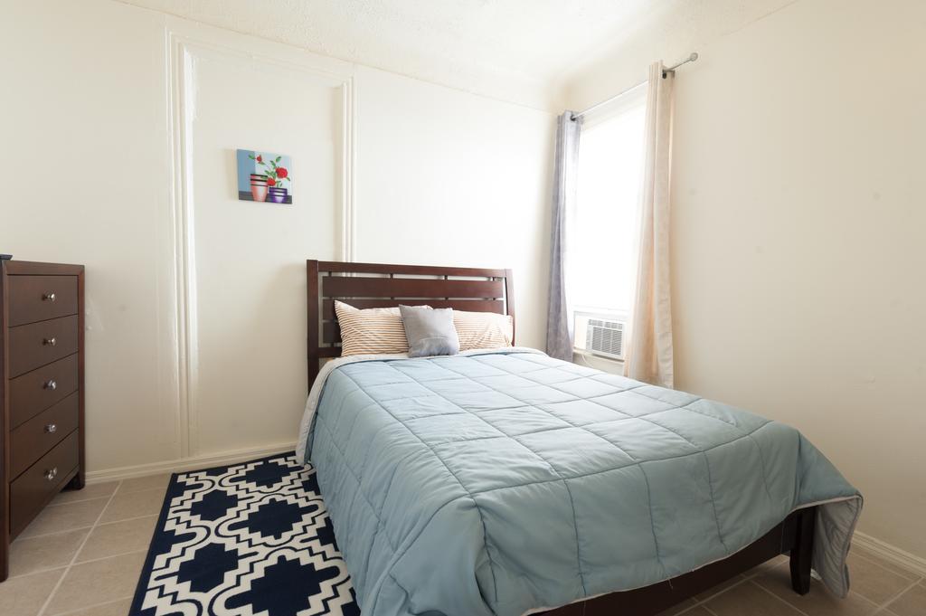 Căn hộ Studio And 1 Bedroom - Bronx *