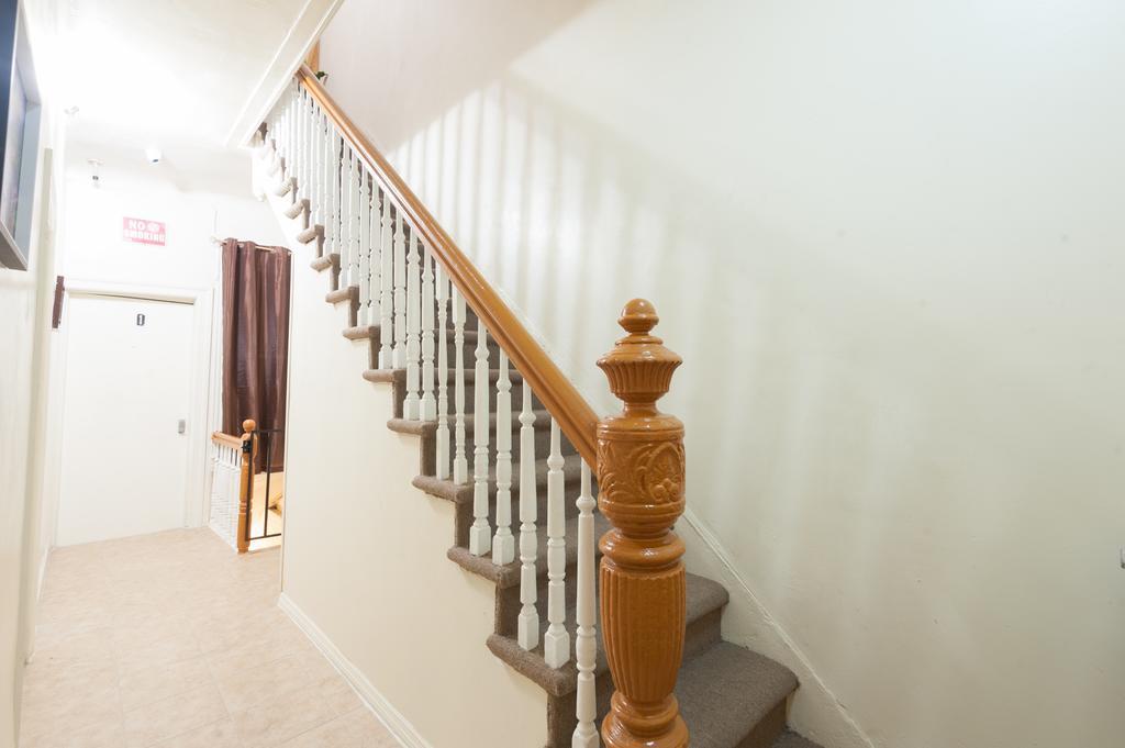 Studio And 1 Bedroom - Bronx Căn hộ