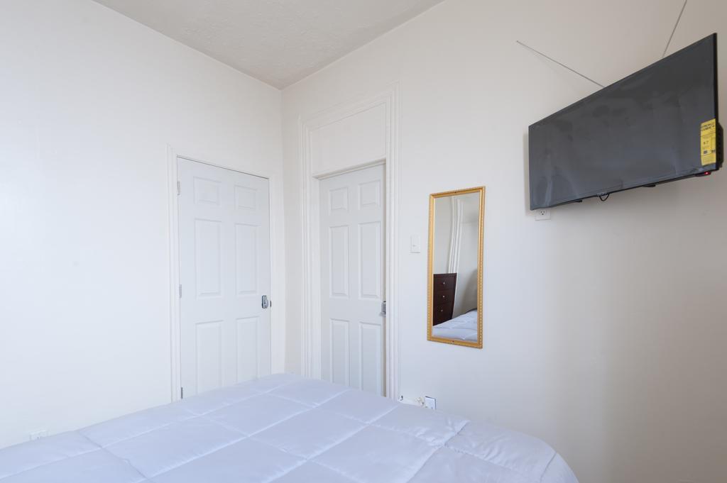 Studio And 1 Bedroom - Bronx Căn hộ
