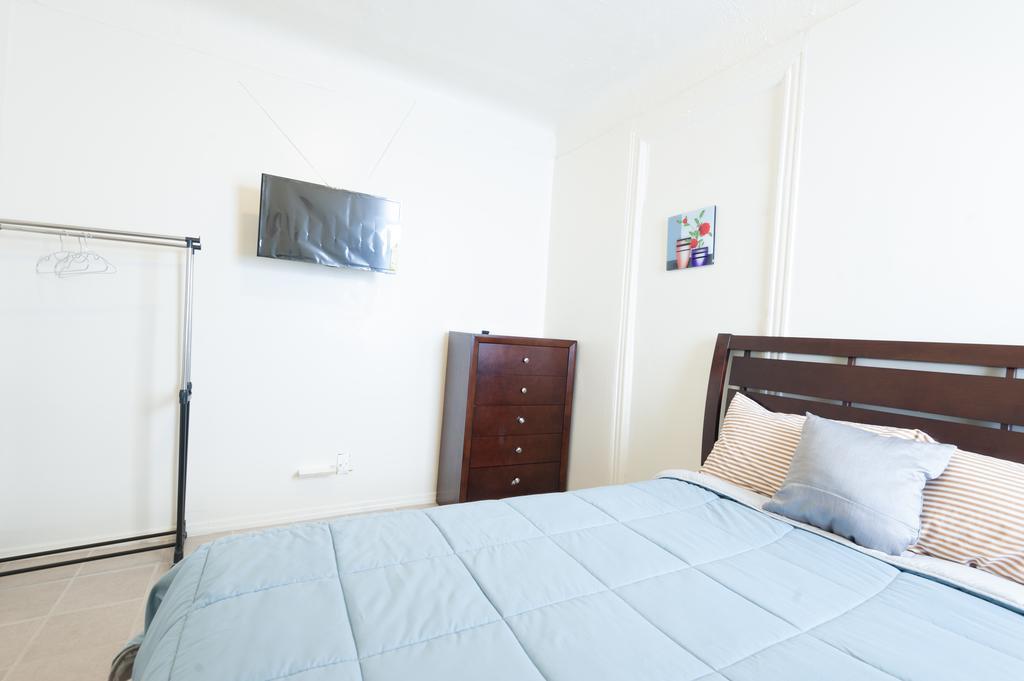 Studio And 1 Bedroom - Bronx Căn hộ *
