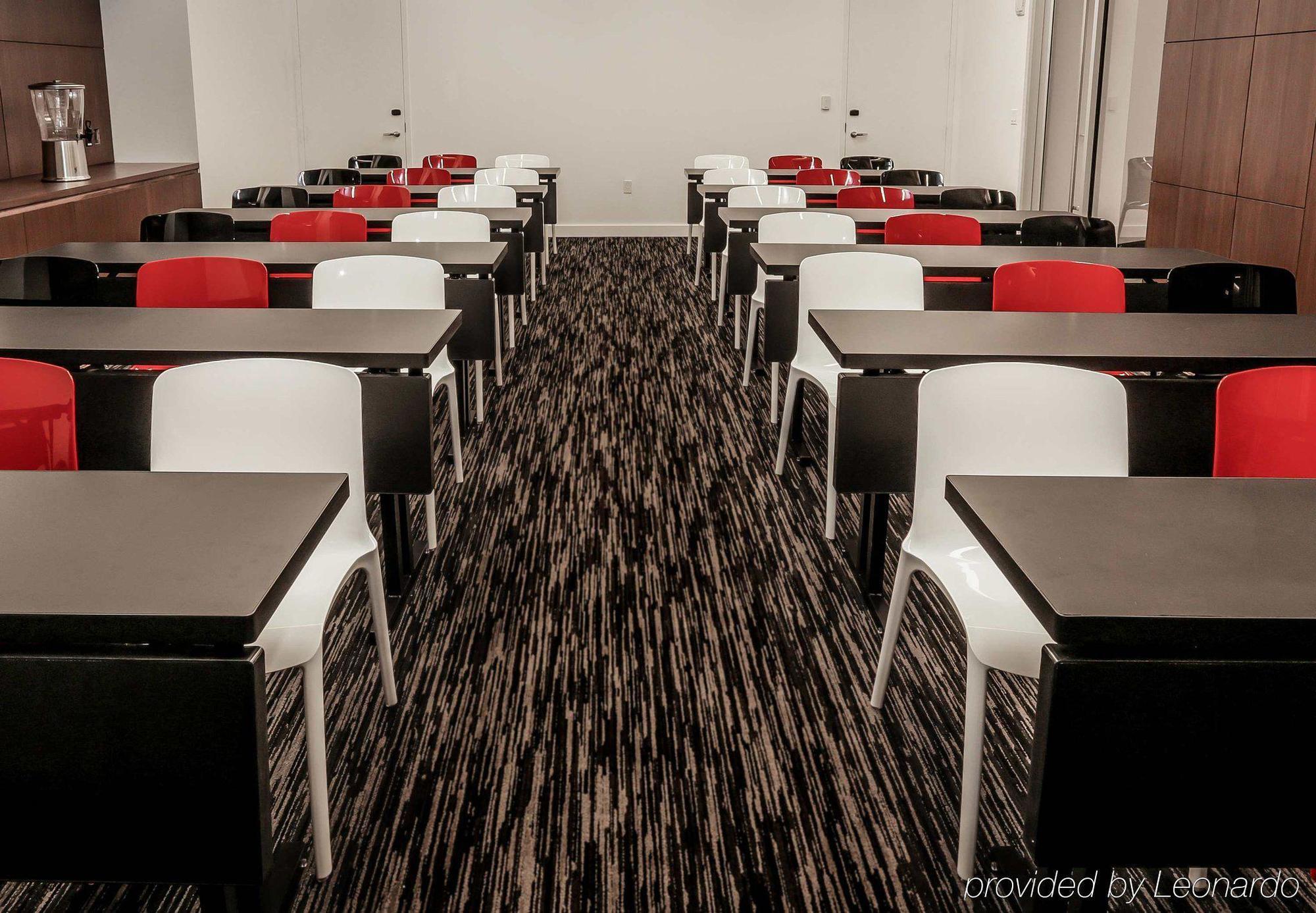 Courtyard By Marriott Long Island City/new York Manhattan View Khách sạn 3*