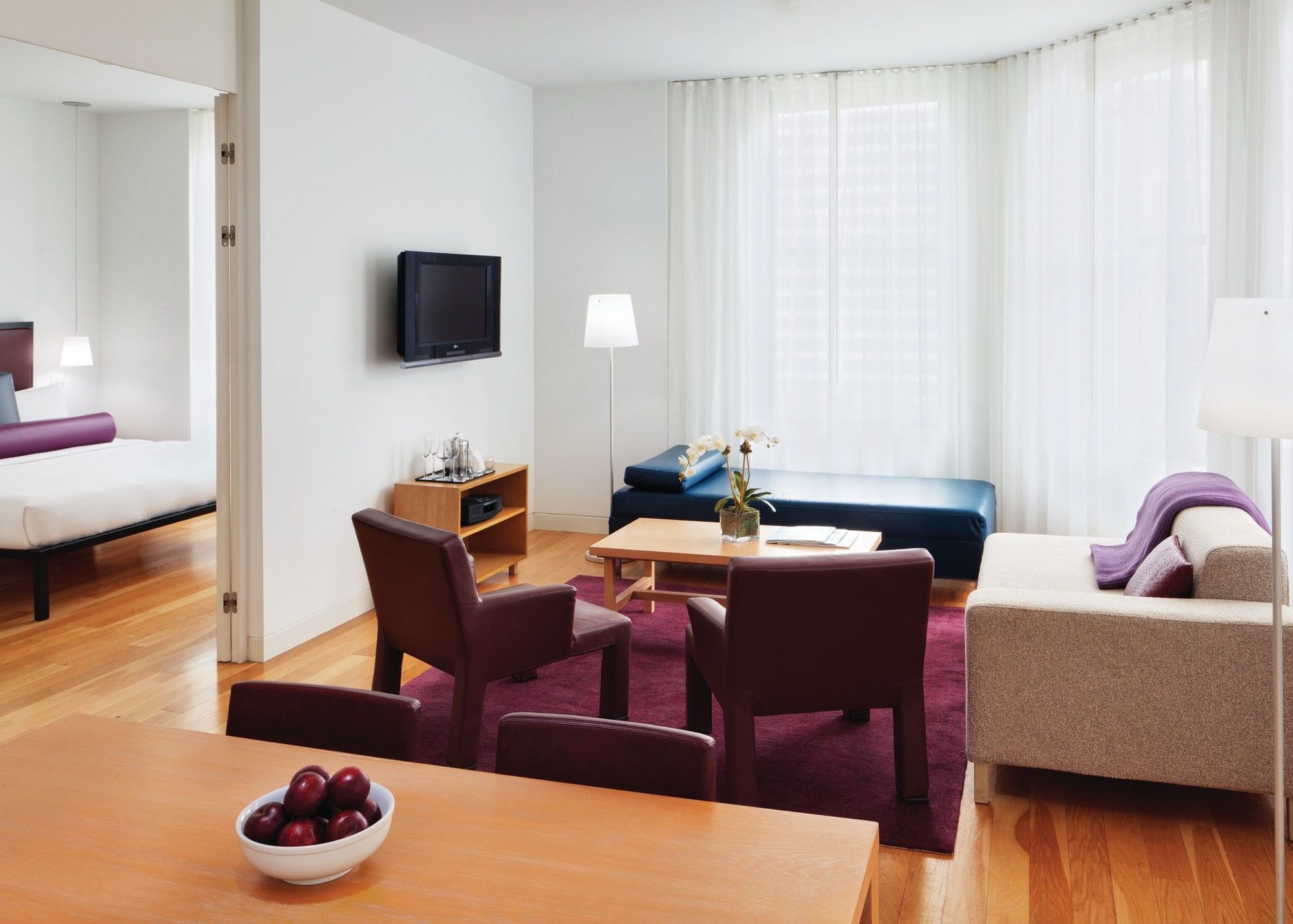Khách sạn Bryant Park 4*