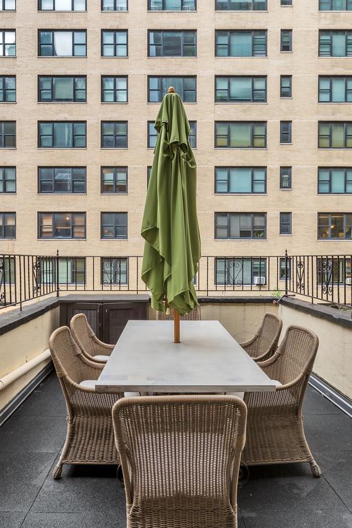 3/2 Columbus Circle #3 Apartment New York