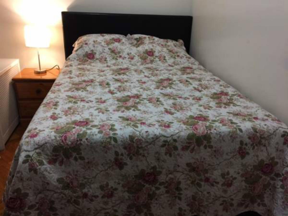 In Queens Apartamento