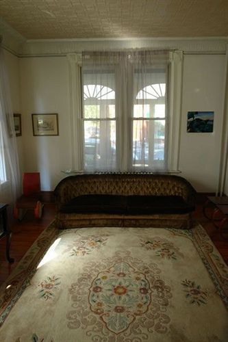 Khách sạn Place