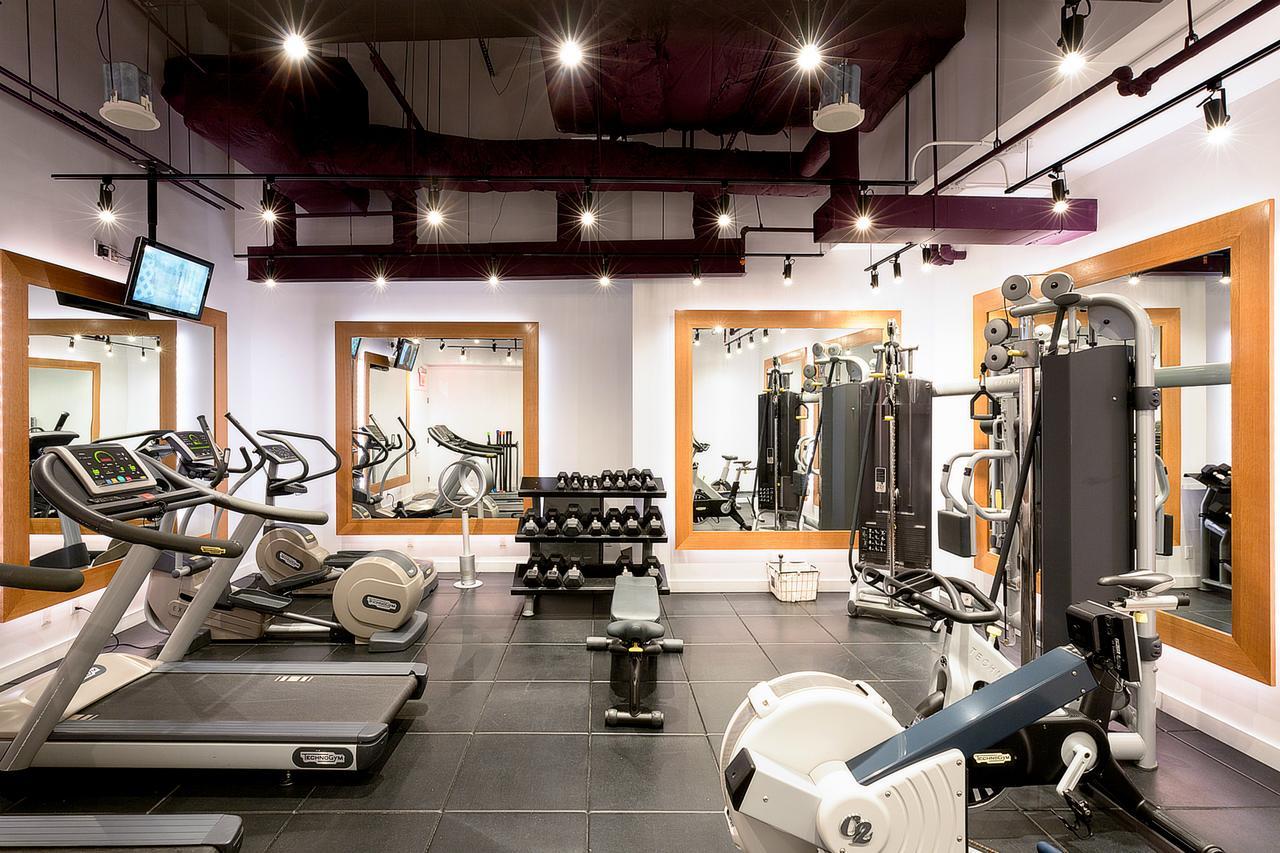 Khách sạn Yotel Times Square 4*