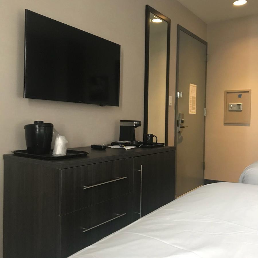Wingate By Wyndham Jamaica Ny/ Airtrain Jfk Khách sạn 3*