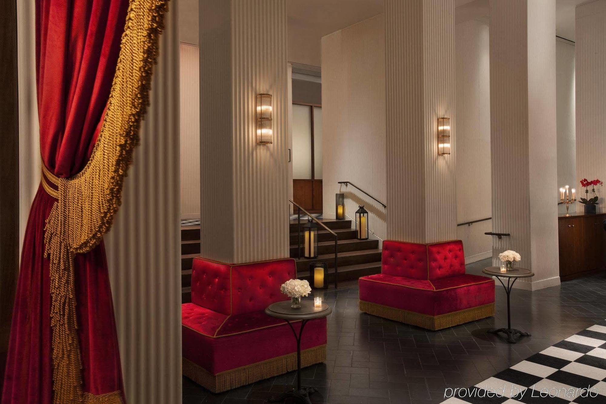 Khách sạn The Redbury 4*