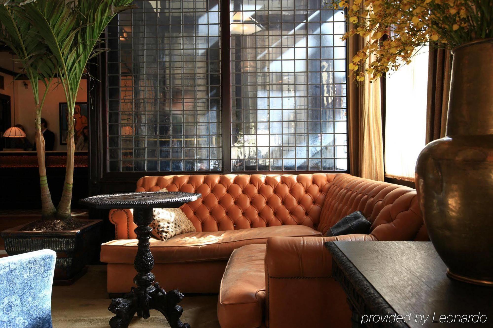 The Greenwich Khách sạn 5*