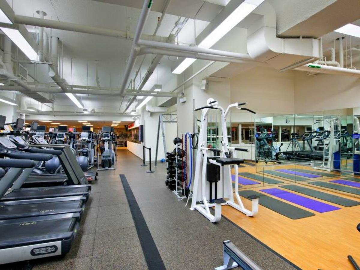 Club Khách sạn 4*