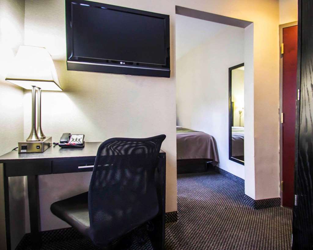 Khách sạn Comfort Times Square South Area 3*