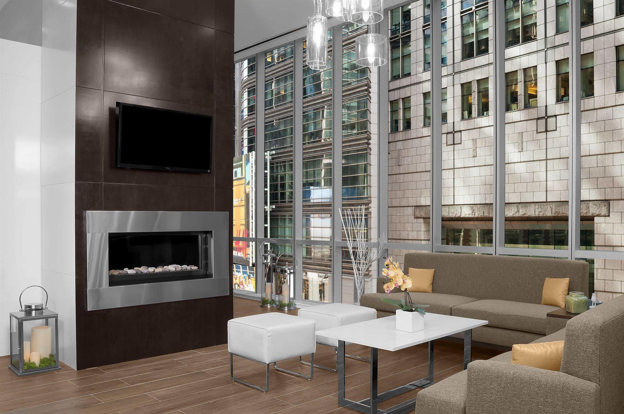 Khách sạn Hilton Garden - Times Square New York