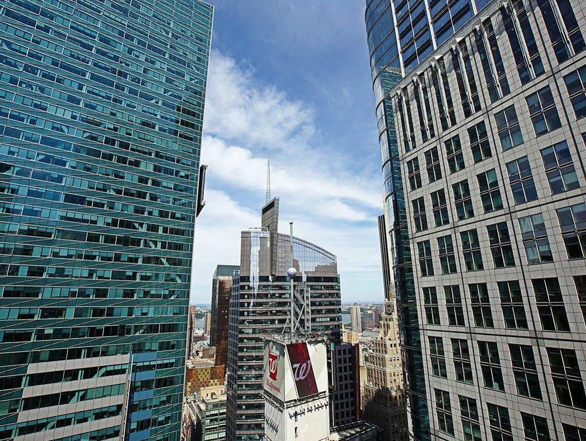 Hilton Garden - Times Square Khách sạn