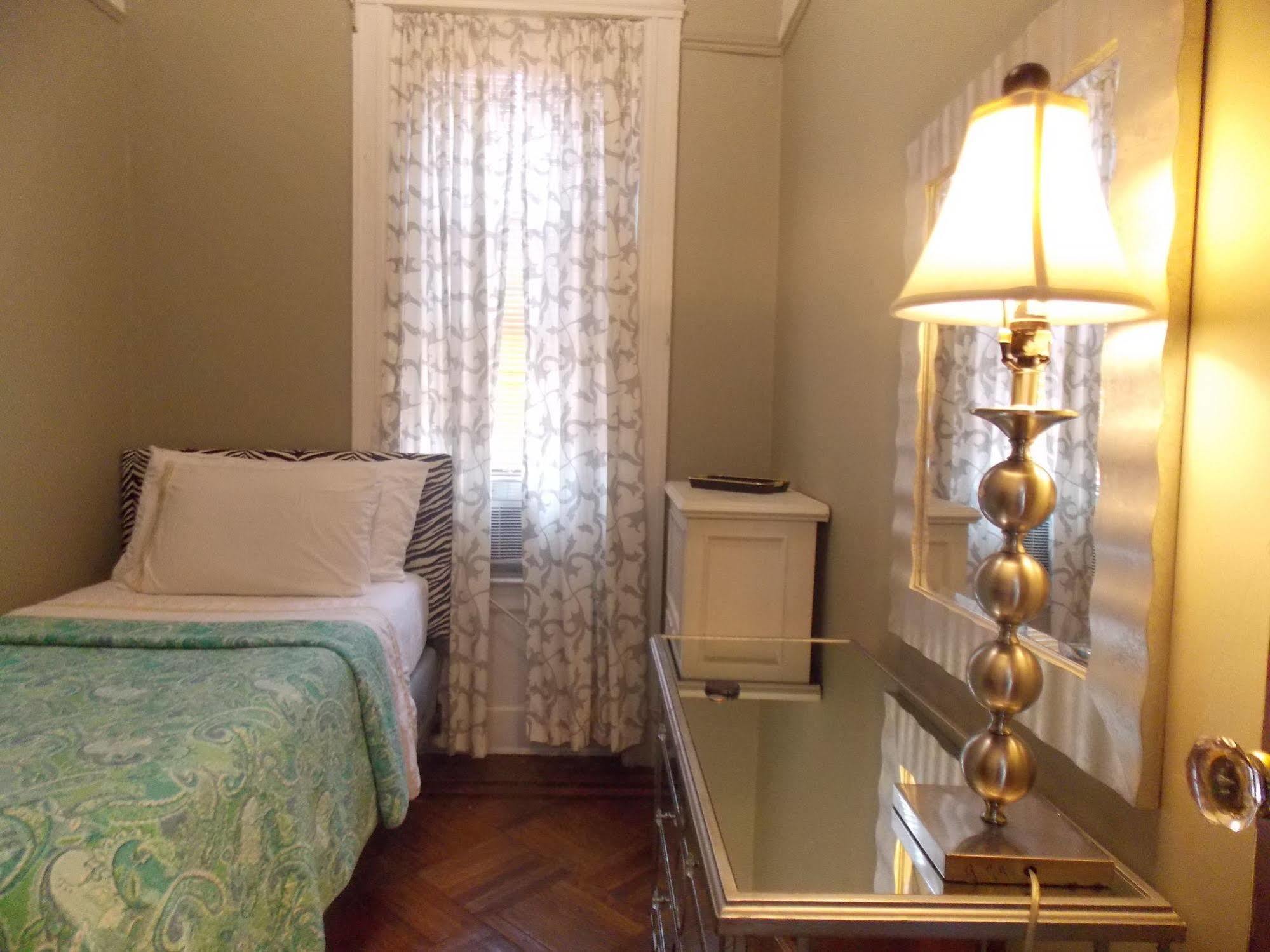 Bed & Breakfast Serenity At