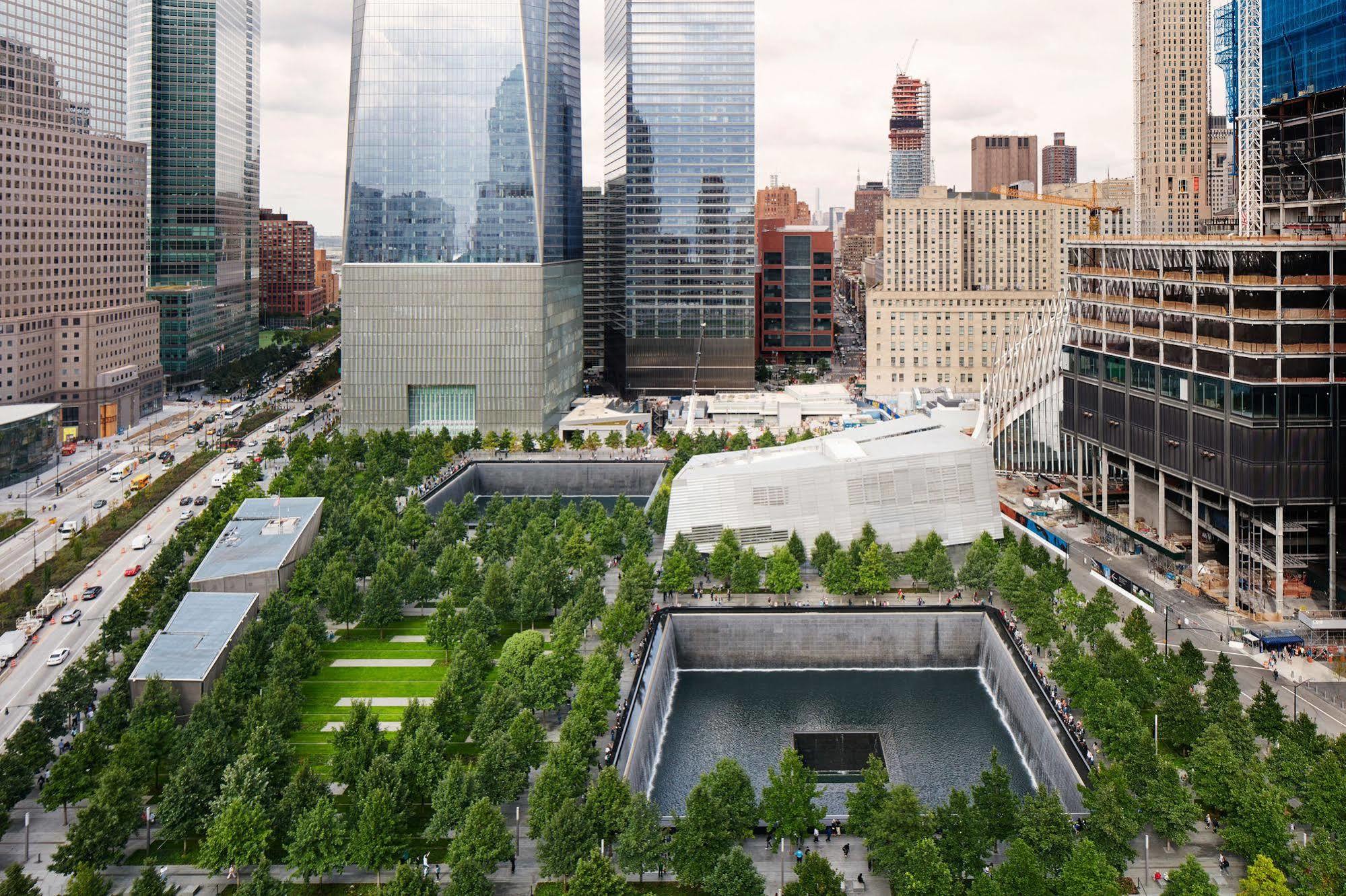 Khách sạn World Center New York