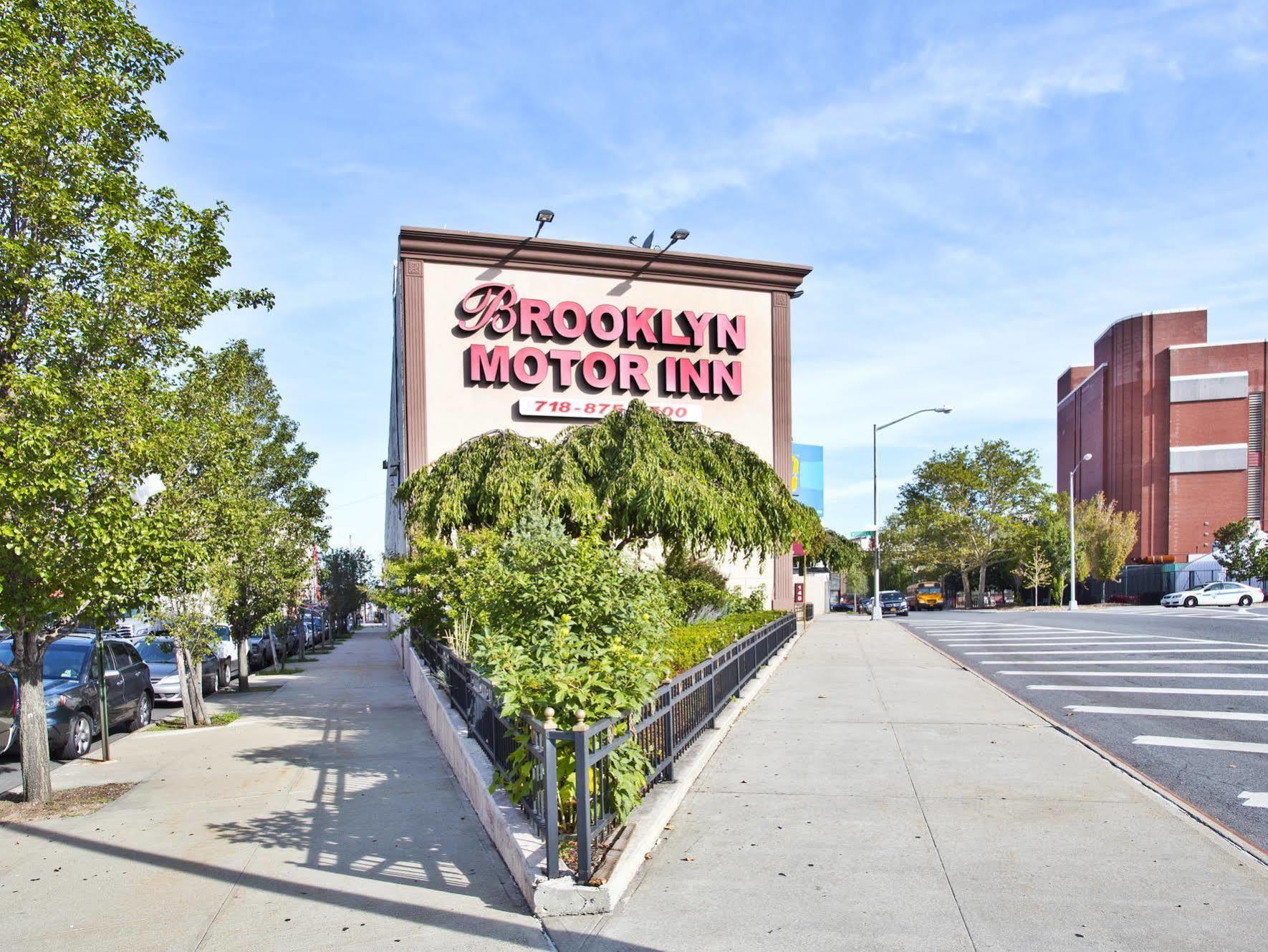 Brooklyn Motor Khách sạn 2*