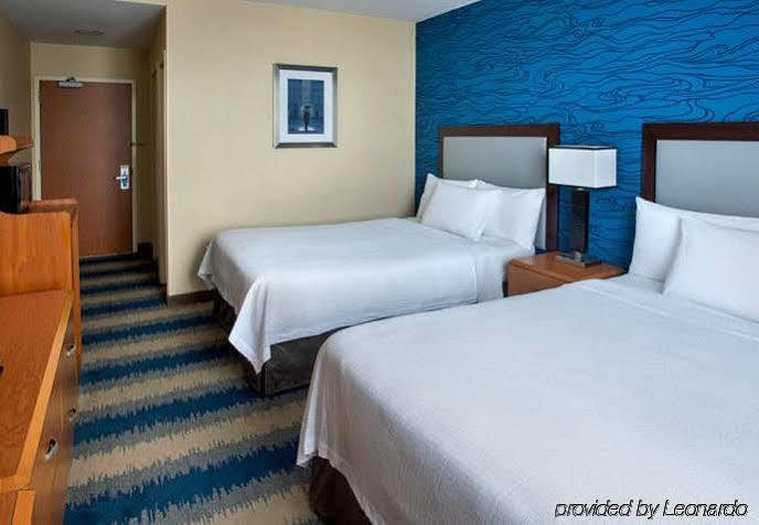 Khách sạn Fairfield By Marriott Laguardia Airport/astoria 3*