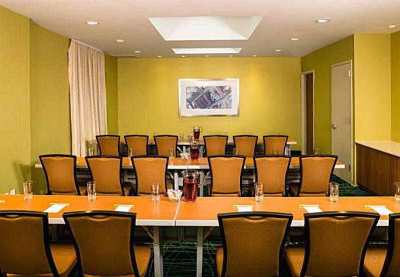 Khách sạn Springhill By Marriott Laguardia Airport 3*