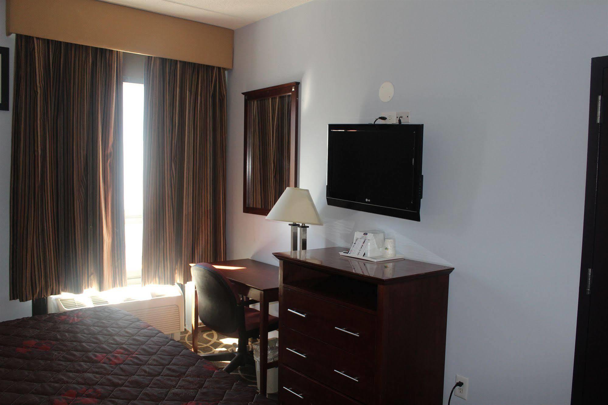 Howard Johnson Queens Village 2* Nova York