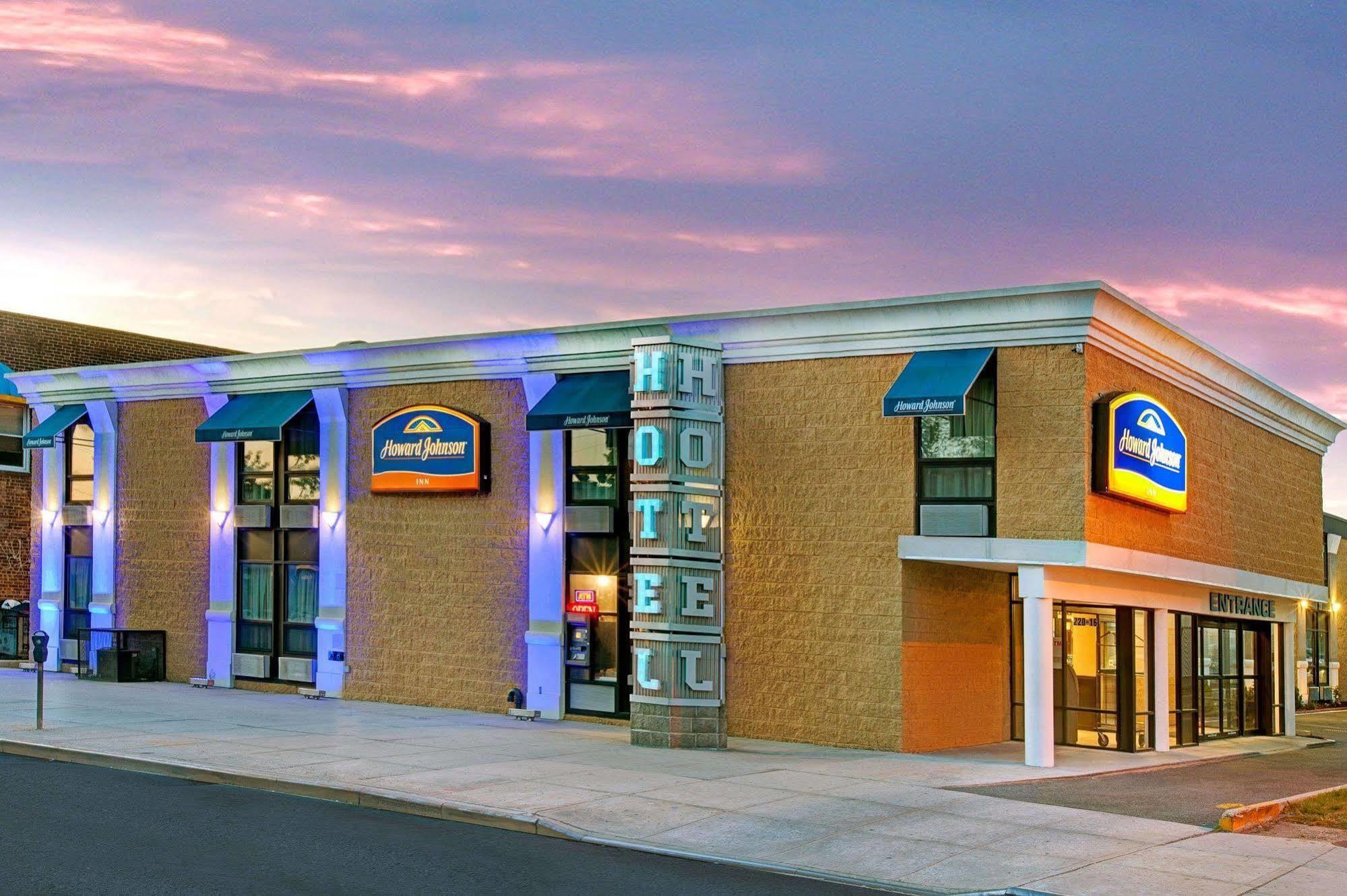Hotel Howard Johnson Queens Village Nova York