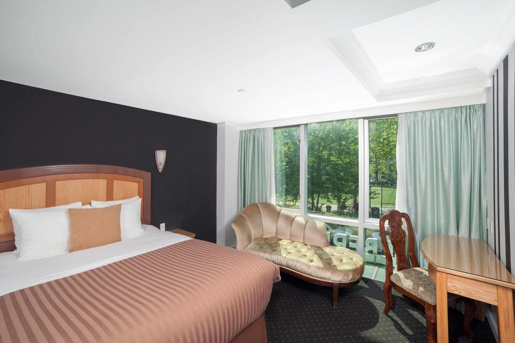 Mulberry Khách sạn New York