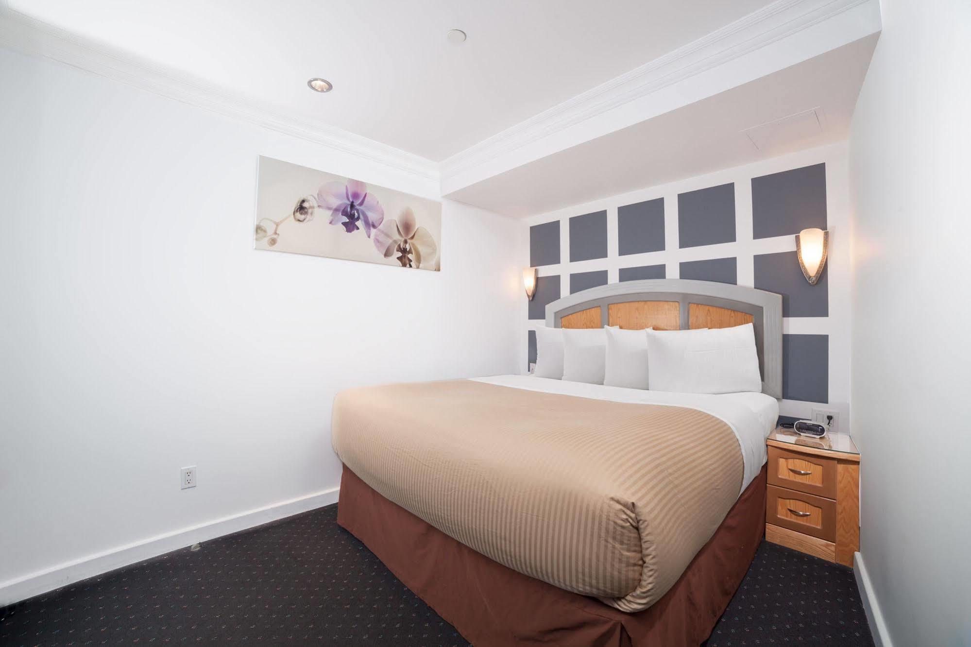 Mulberry Khách sạn 3*
