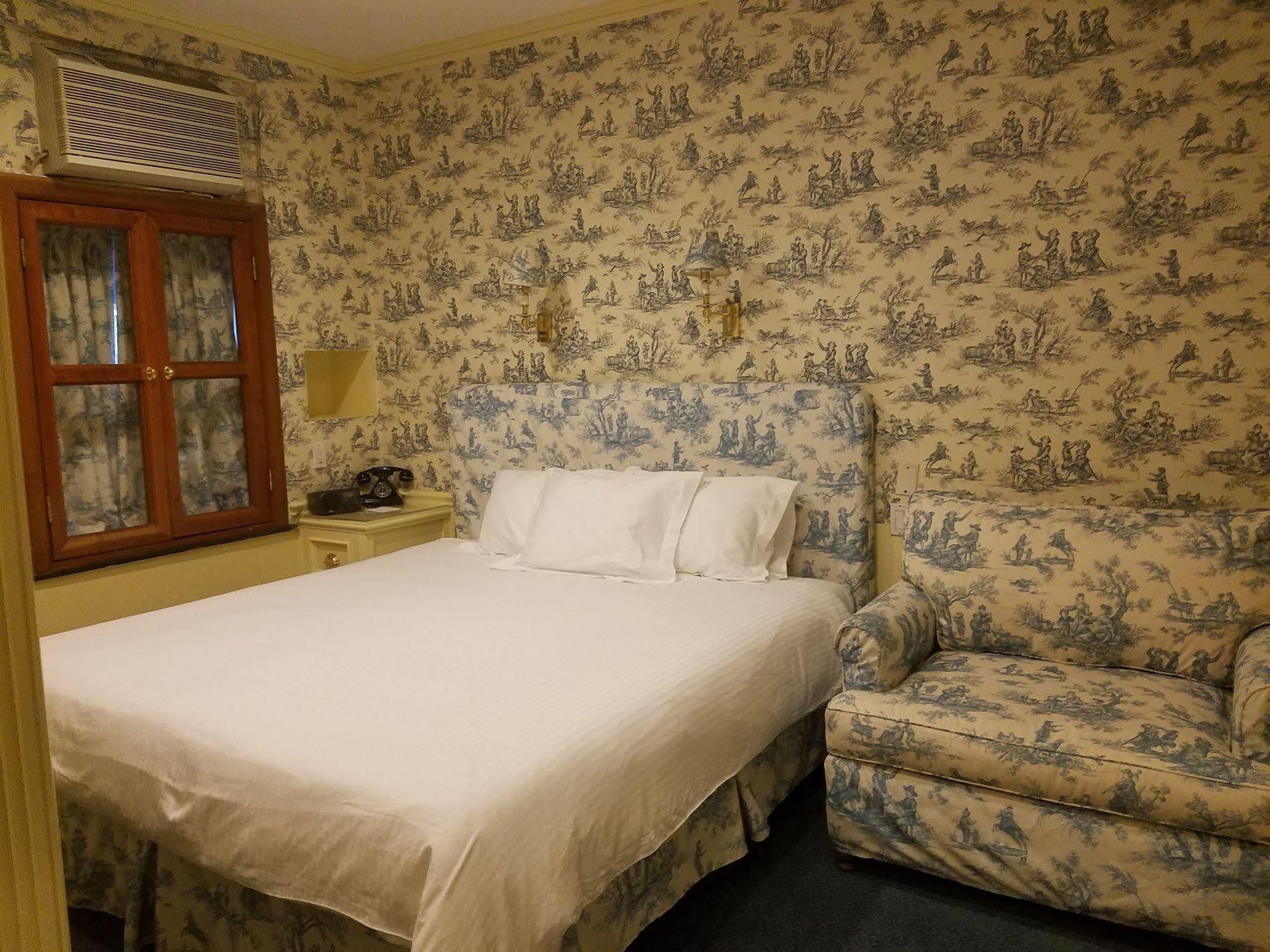 Khách sạn The Mayfair Times Square, Ascend Collection 3*