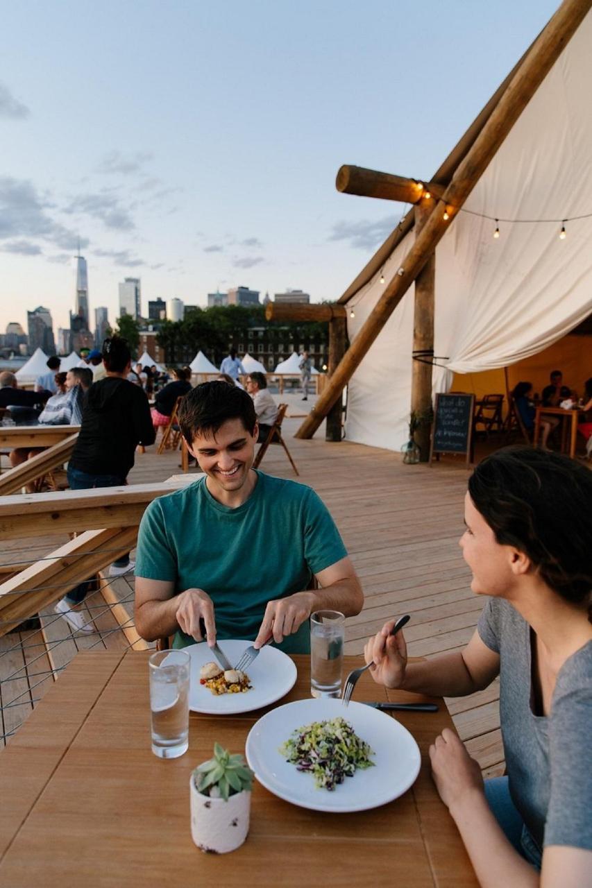 Khu cắm trại Collective Governors Island New York