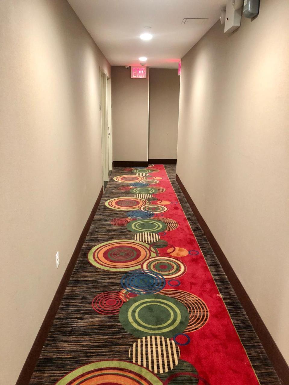Khách sạn Days By Wyndham Brooklyn Borough Park 3*