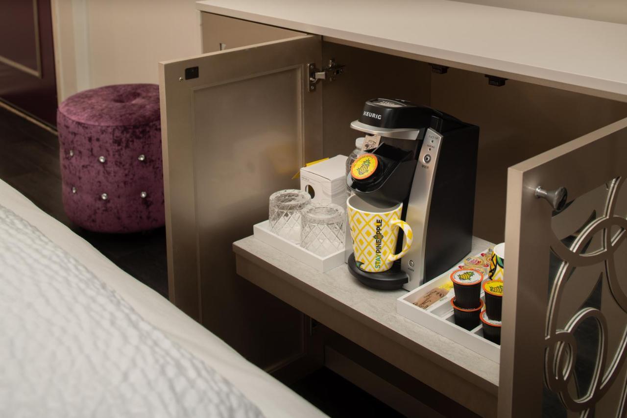 Khách sạn Staypineapple, An Artful Hotel, Midtown 4*