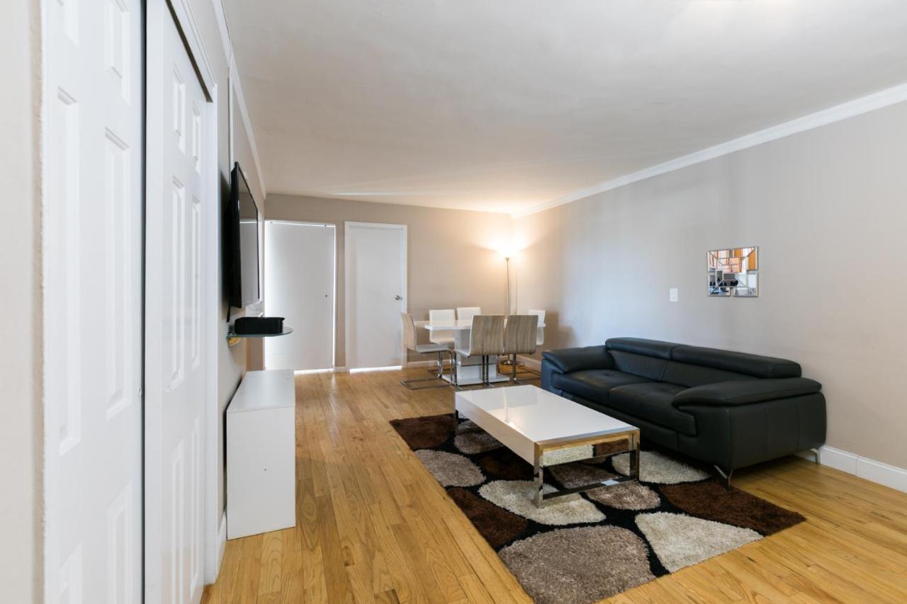 3 Bedrooms With Private Balcony By Central Park Apartamento *