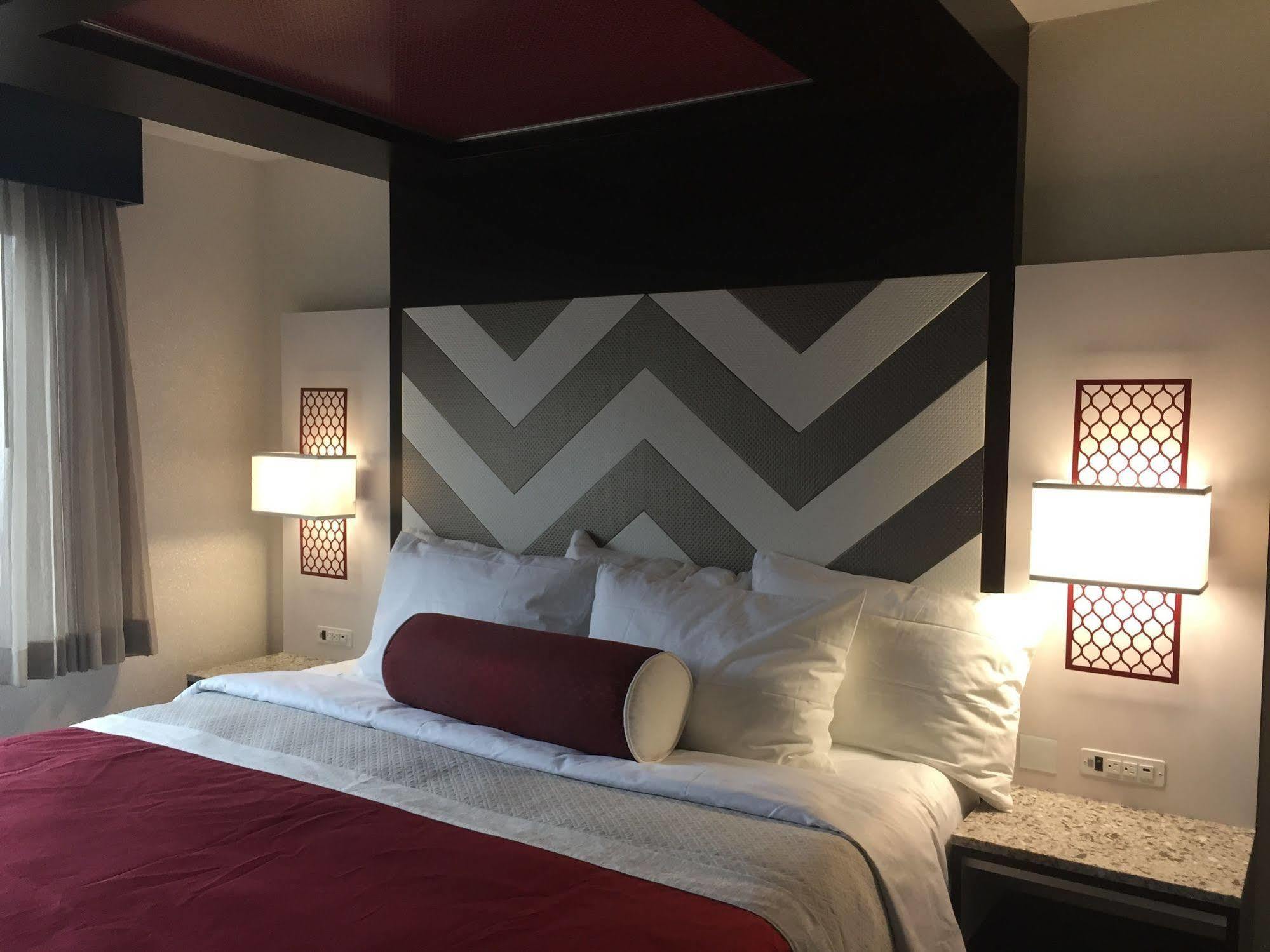Khách sạn The Vue Hotel, Ascend Collection 3*