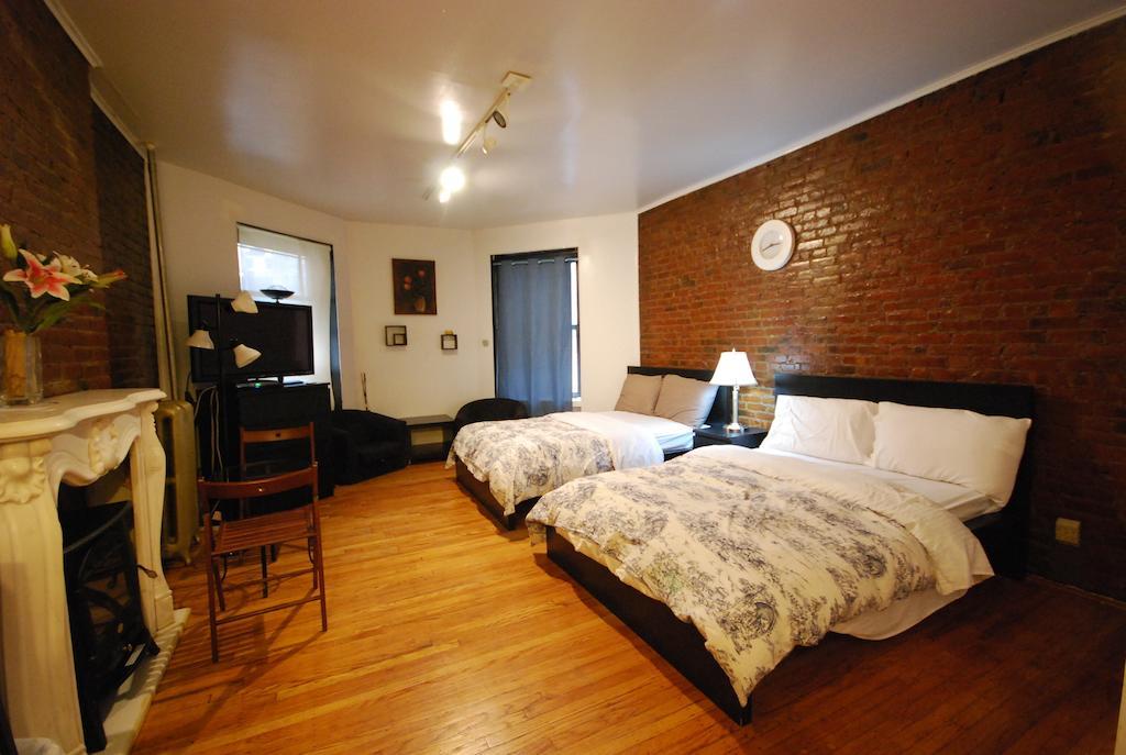 Studio In Times Square Apartment *