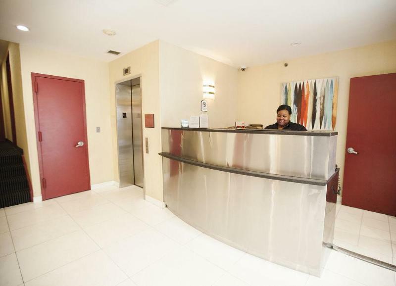Khách sạn 36 Hudson (adults Only) 3*