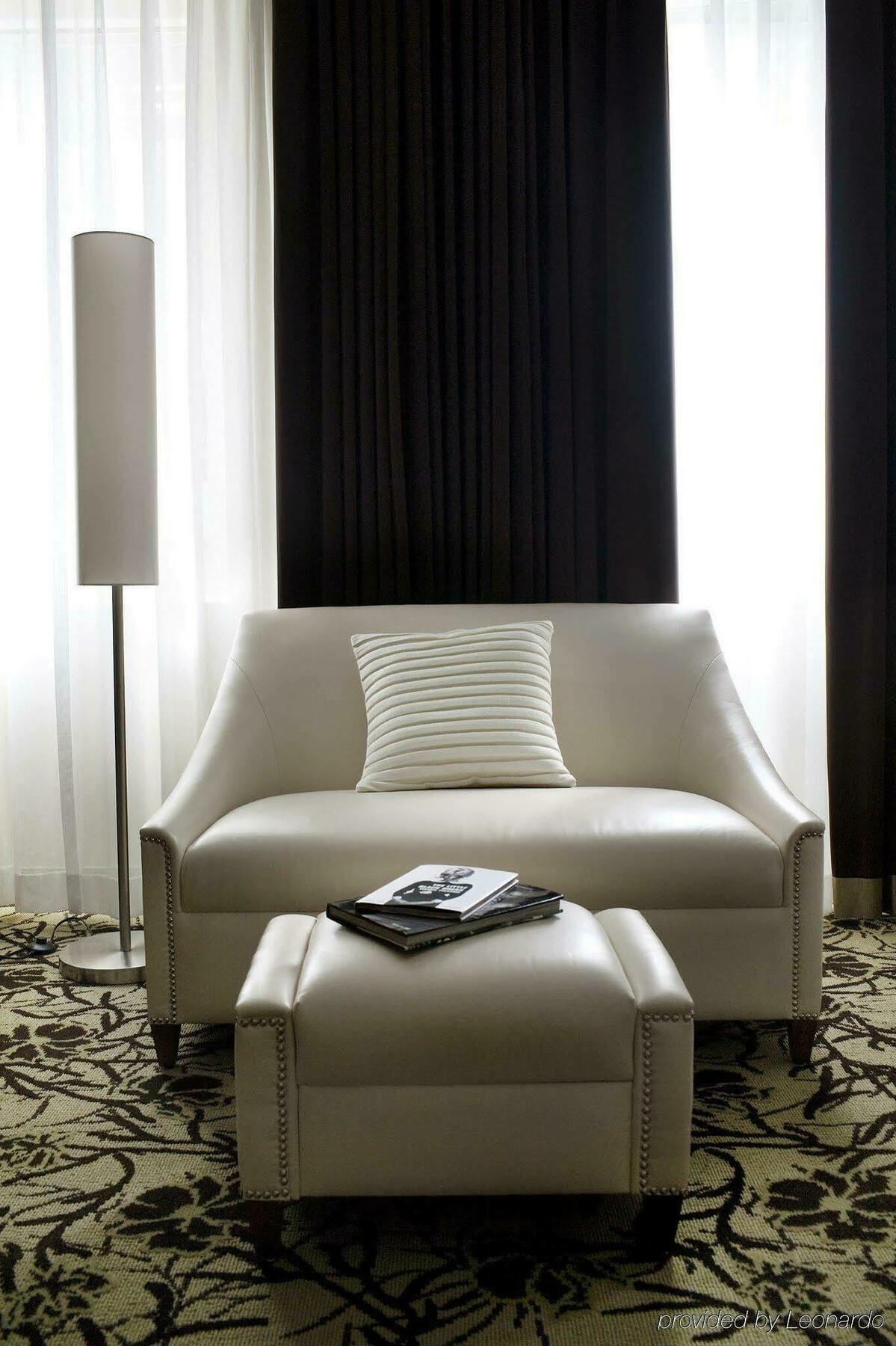 Cassa Ny 45th Street Khách sạn 4*