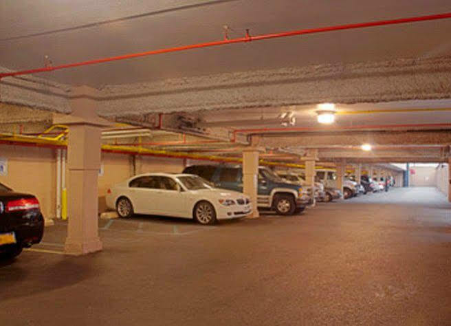 Brooklyn Motor Khách sạn 2*