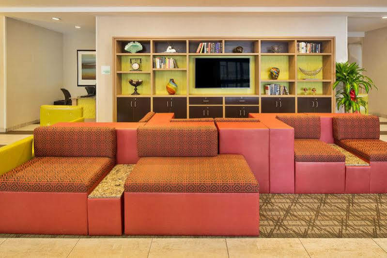 Khách sạn Fairfield & By Marriott Staten Island