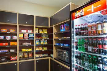 Fairfield & By Marriott Staten Island Khách sạn 3*
