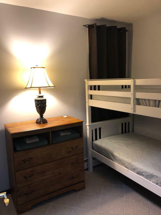 Brooklyn's Finest - Cozy 2 Bedroom Căn hộ