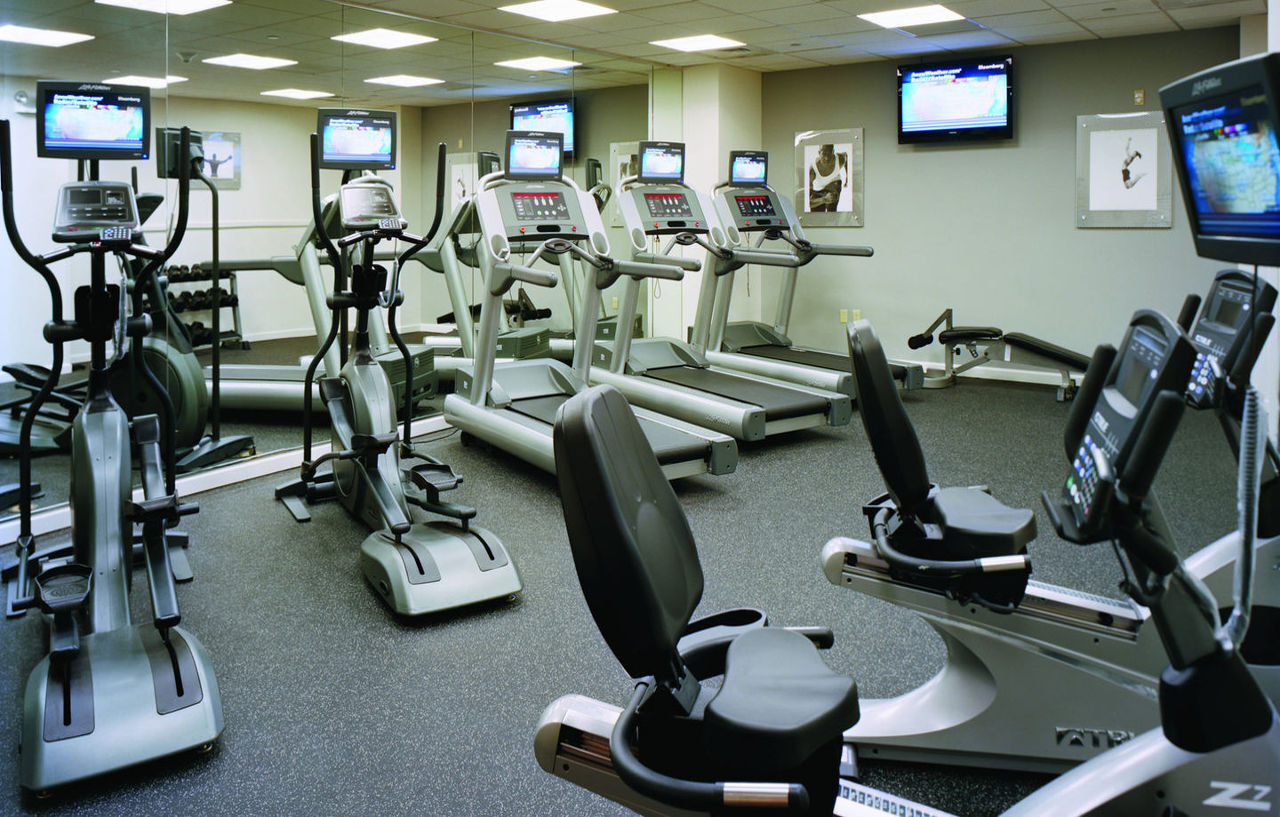 Khách sạn By Marriott Manhattan/times Square 4*