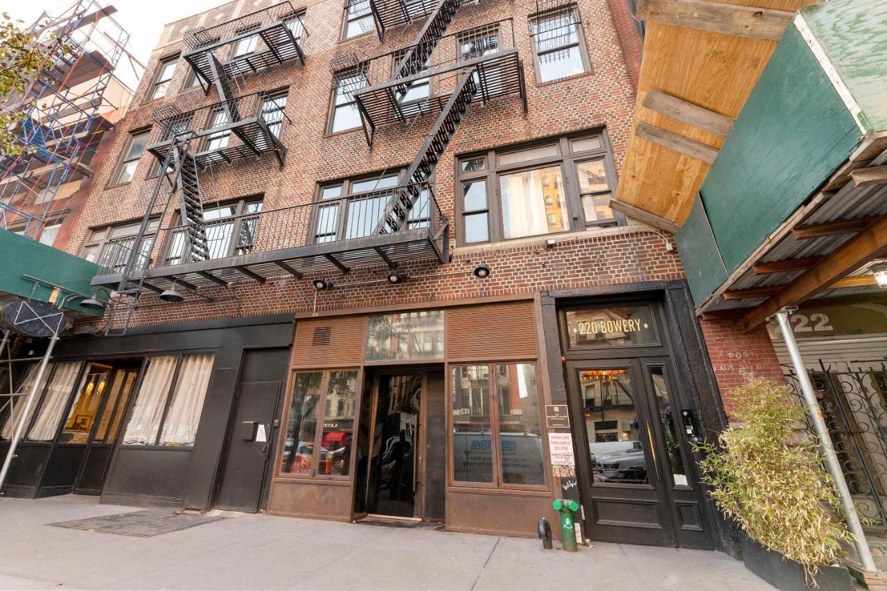 The Bowery House Albergue *