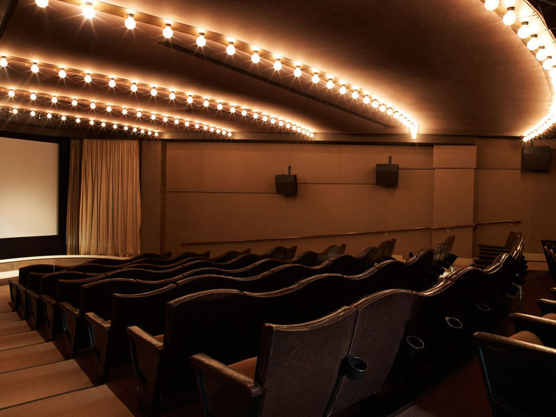 Khách sạn Roxy 4*