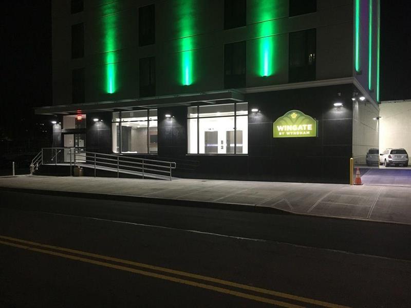 Wingate By Wyndham Jamaica Ny/ Airtrain Jfk Khách sạn 3*