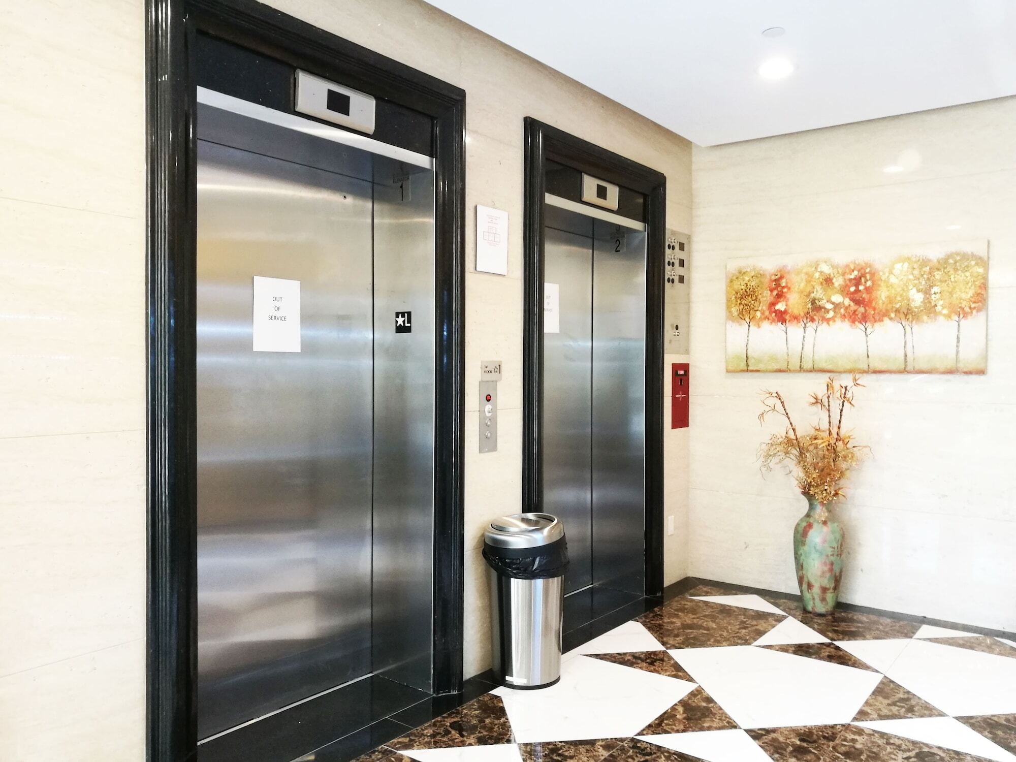 Khách sạn Wyndham Garden Fresh Meadows Flushing 3*