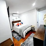 Cozy Apt Nearby Barclay Center