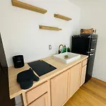 Ellis Hideaway
